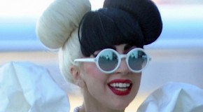 Lady Gaga aiuta orfani e bambini sfortunati