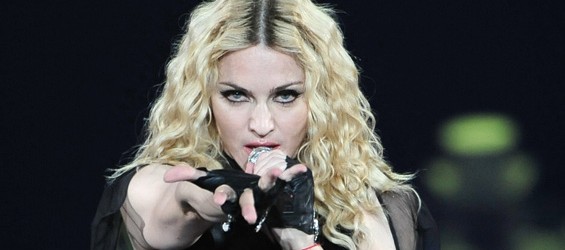“Luv” è il titolo del nuovo di Madonna?