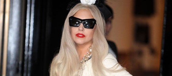 Lady Gaga in “Men In Black 3”
