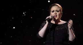 Adele trionfa ai Grammy: vince in sei categorie