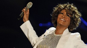 Whitney Houston: tour mondiale nel 2016… come ologramma