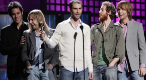 I Maroon 5 escono con il nuovo singolo “Maps”