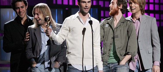 I Maroon 5 escono con il nuovo singolo “Maps”