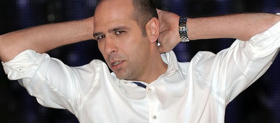 Checco Zalone e i Mondiali: ascolta “Tapinho”