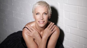 Annie Lennox: ecco il video ufficiale di “I Put a Spell On You”