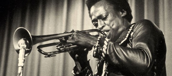 Il gigante Miles Davis presto nei negozi con le ristampe dei suoi 10 album su Prestige