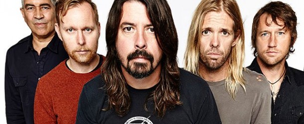 Foo Fighters alla brillantina con doppia sorpresa