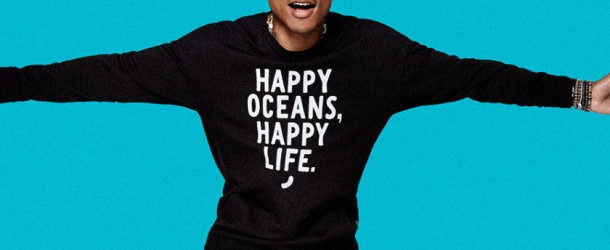 Pharrell ti veste con la plastica e ripulisce gli oceani