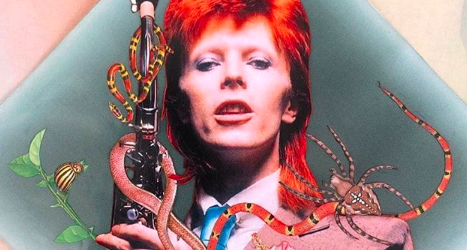 Social radar: l’arte dei collage per i mille volti di Bowie