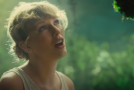 Taylor Swift: il nuovo video “The Lakes”